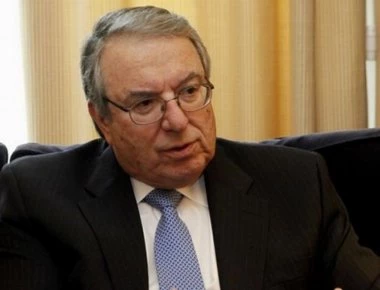 Μπαμπινιώτης: «Κλείστε προσωρινά όλα τα Πανεπιστήμια και κτίστε τα από την αρχή»